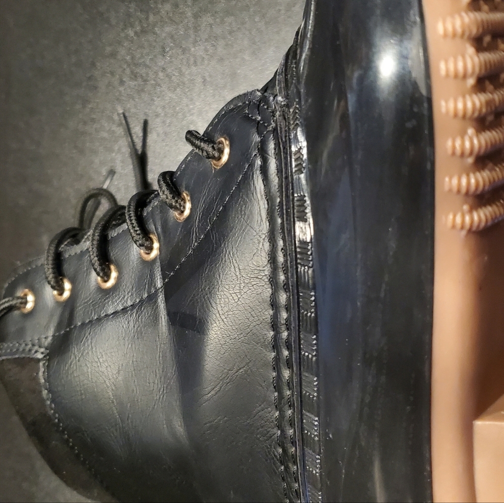 Just Fab Duck Boots Black Size 7 - Picture 7 of 8